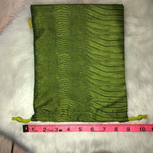 🌟 Free W/Cosmetic purchase or $4 - Picture 6 of 7